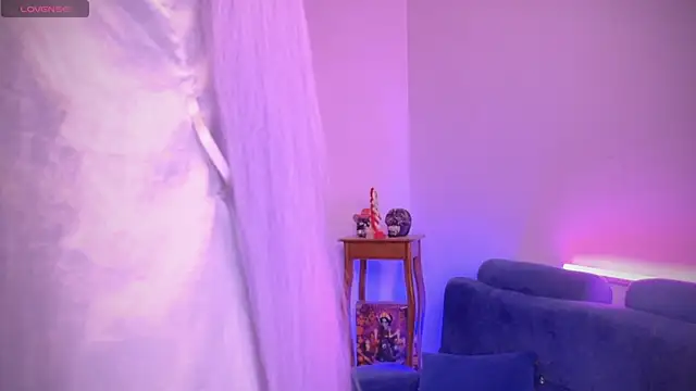 Varya Ferreira online show from February 14, 4:58 am