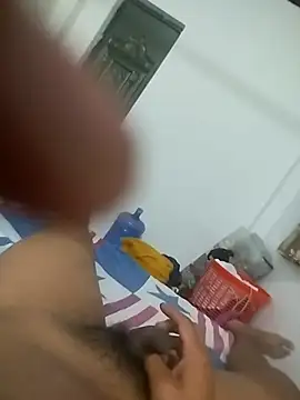 Snapshot of Willytrozo chatting on December 22, 5:04 am Willytrozo online show from December 22, 5:04 am