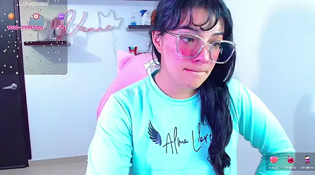 Snapshot of Vannessa__Shy chatting on February 19, 8:52 pm Vannessa  Shy online show from February 19, 8:52 pm