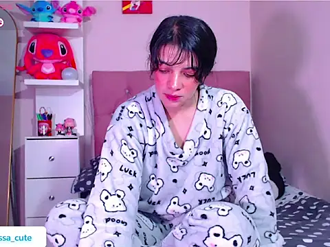 Snapshot of Vannessa__Shy chatting on December 3, 10:30 pm Vannessa Shy online show from December 3, 10:30 pm