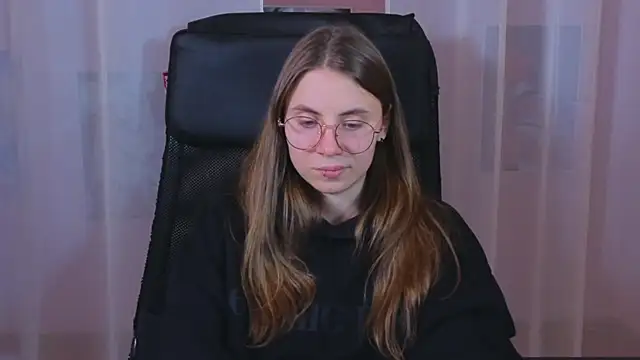  AnnaStark  online show from March 6, 12:21 am