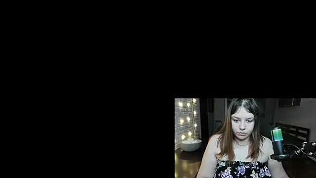 Snapshot of XNirvanaX chatting on December 13, 1:37 am XNirvanaX online show from December 13, 1:37 am