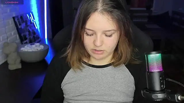 Snapshot of XNirvanaX chatting on October 9, 1:47 am XNirvanaX online show from October 9, 1:47 am