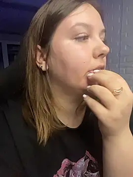 Snapshot of XNirvanaX chatting on November 21, 2:32 am XNirvanaX online show from November 21, 2:32 am