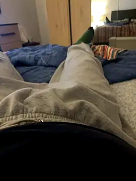 Snapshot of alex21017 chatting on December 3, 10:07 pm alex21017 online show from December 3, 10:07 pm