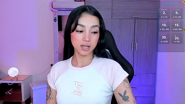 Lizzie corner v online show from March 18, 2:42 pm