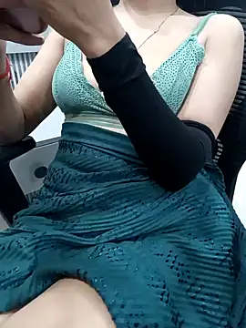 Beautiful xxo online show from February 3, 6:07 pm