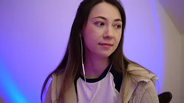 chibi moon  online show from March 22, 12:17 am