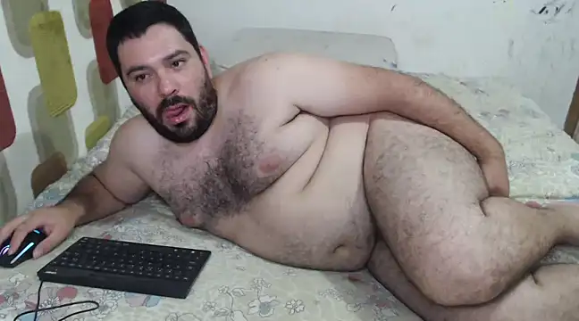 Snapshot of lucasprloco chatting on December 15, 3:56 am lucasprloco online show from December 15, 3:56 am