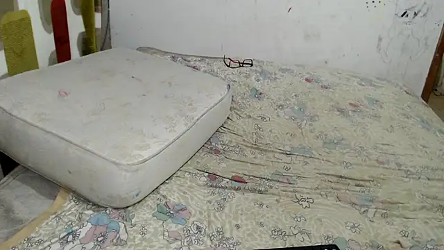 Snapshot of lucasprloco chatting on January 19, 3:21 pm lucasprloco online show from January 19, 3:21 pm