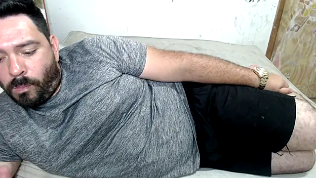 Snapshot of lucasprloco chatting on February 6, 1:16 am lucasprloco online show from February 6, 1:16 am