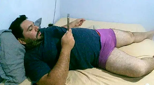 Snapshot of lucasprloco chatting on March 1, 9:04 pm lucasprloco online show from March 1, 9:04 pm