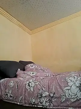 SweetAppleCandyxx online show from December 5, 7:50 am