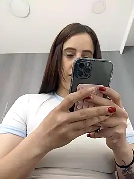Snapshot of Amira_Milker chatting on September 12, 1:11 pm Amira Milker online show from September 12, 1:11 pm