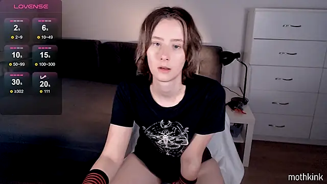 mothkink online show from November 6, 5:14 pm