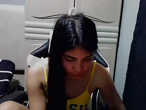 Miss unknown online show from October 17, 3:53 am