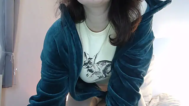 Snapshot of ocean_eyess_ chatting on February 9, 1:04 pm ocean eyess online show from February 9, 1:04 pm