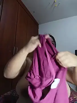 Van3orgasm4me online show from October 20, 9:15 pm