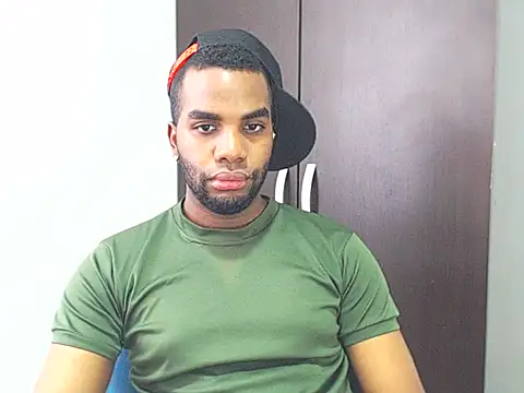 Rene hotman online show from March 10, 7:18 pm