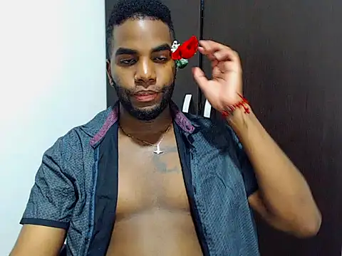 Rene hotman online show from October 22, 7:35 pm