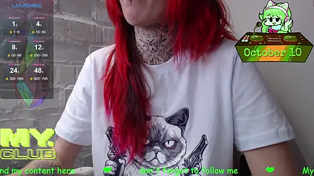 Snapshot of Witch_Emma chatting on October 10, 9:41 am Witch Emma online show from October 10, 9:41 am