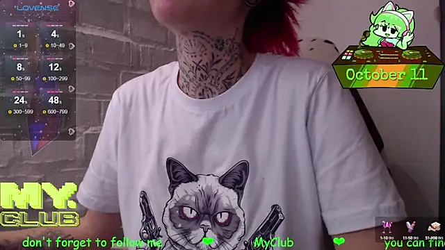 Snapshot of Witch_Emma chatting on October 11, 11:09 am Witch Emma online show from October 11, 11:09 am
