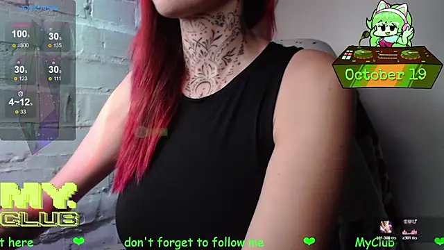 Snapshot of Witch_Emma chatting on October 19, 7:25 pm Witch Emma online show from October 19, 7:25 pm