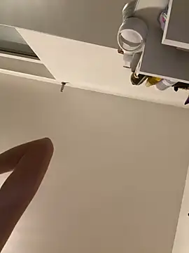 Snapshot of Zeyna1 chatting on January 15, 5:15 pm Zeyna1 online show from January 15, 5:15 pm