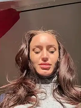 Snapshot of Zeyna1 chatting on March 18, 3:53 pm Zeyna1 online show from March 18, 3:53 pm