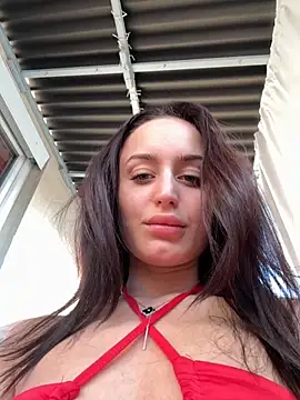 Snapshot of Zeyna1 chatting on September 8, 4:06 pm Zeyna1 online show from September 8, 4:06 pm