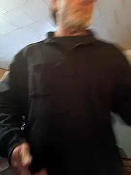 Snapshot of OralDesires2 chatting on October 30, 8:09 pm OralDesires2 online show from October 30, 8:09 pm