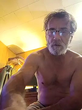 Snapshot of OralDesires2 chatting on November 26, 10:22 pm OralDesires2 online show from November 26, 10:22 pm