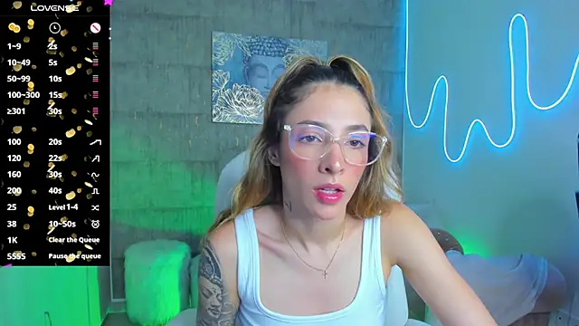 barbie scoth  online show from March 18, 10:15 pm