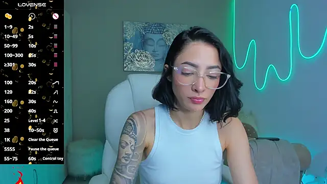 barbie scoth  online show from October 3, 10:07 pm