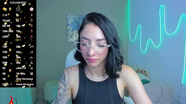 barbie scoth  online show from October 23, 7:56 pm