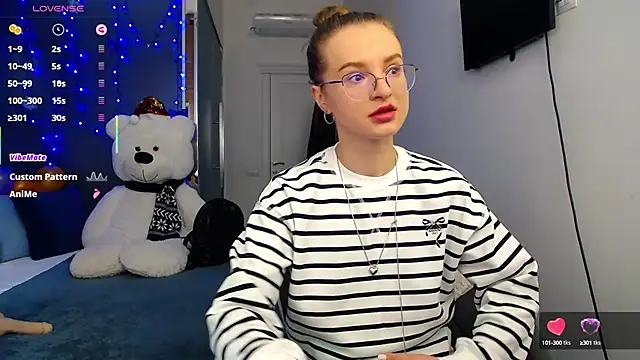 Snapshot of KateJonson chatting on March 12, 8:19 am KateJonson online show from March 12, 8:19 am