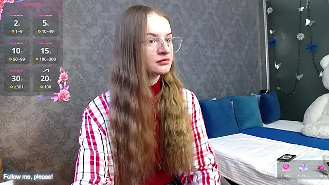 Snapshot of KateJonson chatting on December 4, 7:39 am KateJonson online show from December 4, 7:39 am