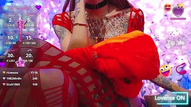 Snapshot of dannabigdirty1 chatting on February 13, 6:38 pm dannabigdirty1 online show from February 13, 6:38 pm