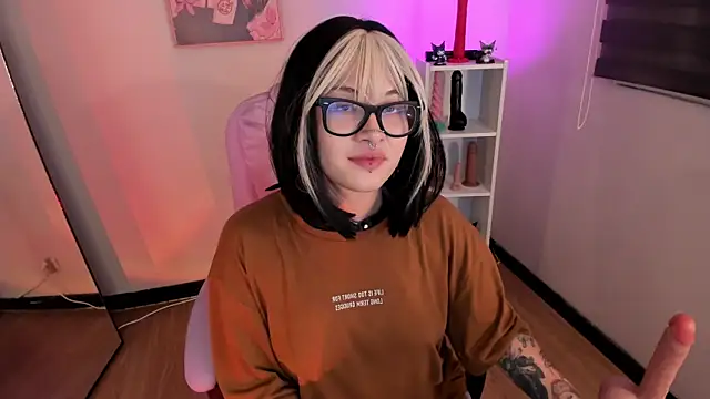  asami chieko  online show from February 23, 9:56 pm