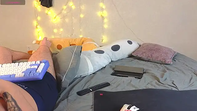 Snapshot of Alenca_hot_sex chatting on November 15, 5:31 pm Alenca hot sex online show from November 15, 5:31 pm