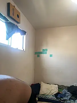 Snapshot of imyogi23 chatting on February 18, 6:58 pm imyogi23 online show from February 18, 6:58 pm