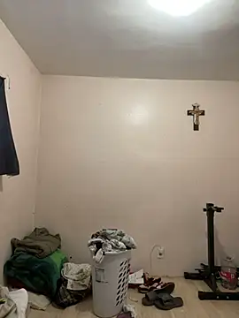 Snapshot of imyogi23 chatting on March 18, 3:31 pm imyogi23 online show from March 18, 3:31 pm