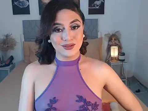 Snapshot of Asiannightingale chatting on September 13, 3:56 pm Asiannightingale online show from September 13, 3:56 pm