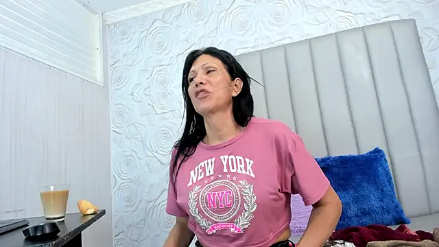 Cleopatra Trans online show from January 17, 1:16 pm