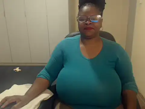 sweetnoziexx online show from February 18, 5:31 am