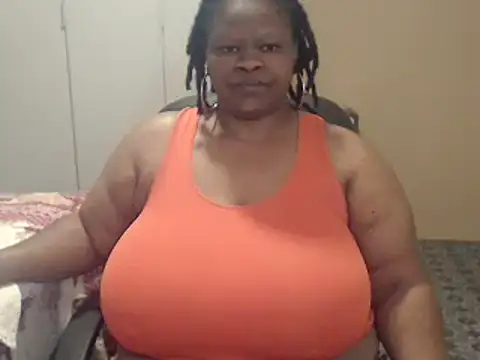 sweetnoziexx online show from November 22, 4:33 am