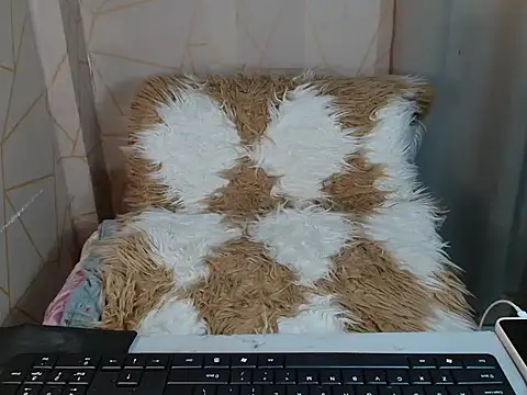 Sweet kitty60xx online show from January 8, 3:09 am