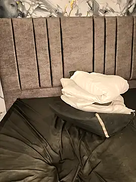 DANIK STAR online show from April 11, 3:05 pm