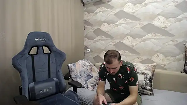 SerzhKorol1 online show from October 17, 7:22 am