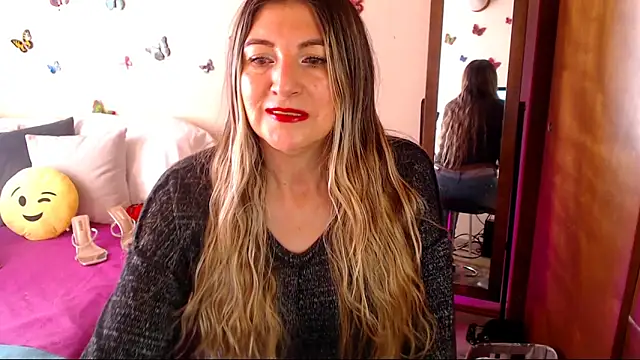 Jolie-Mature online show from March 21, 9:18 pm